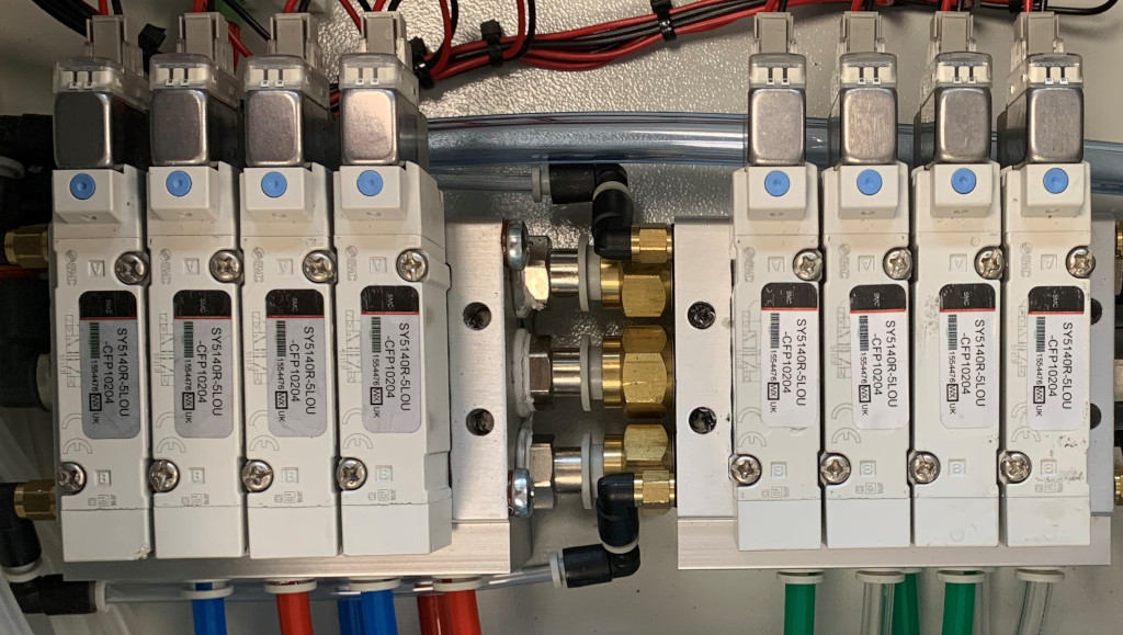 Solid aluminium manifold